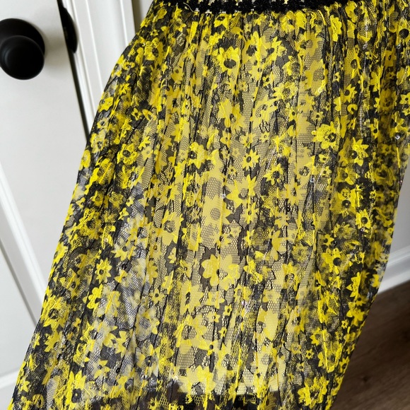 Romeo and Juliet Yellow strappy mini dress! - Picture 7 of 7